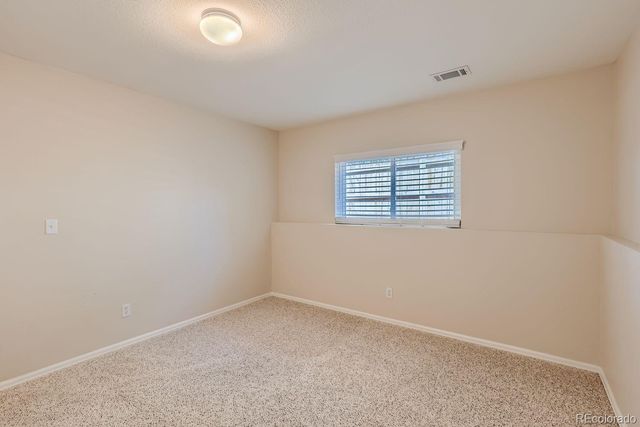 1117 S Ventura Circle E, Aurora, CO 80017
