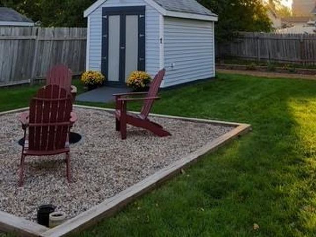 205 4TH Street E, Horace, ND 58047