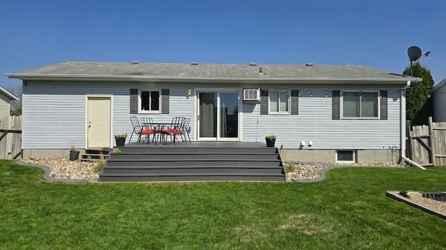 205 4TH Street E, Horace, ND 58047