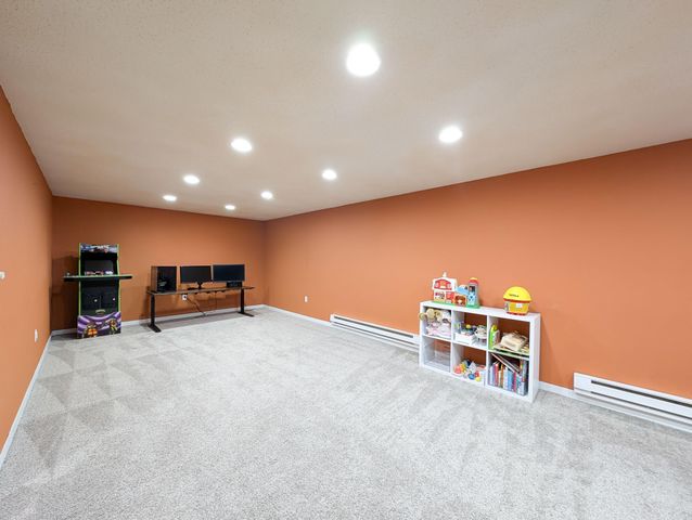 205 4TH Street E, Horace, ND 58047