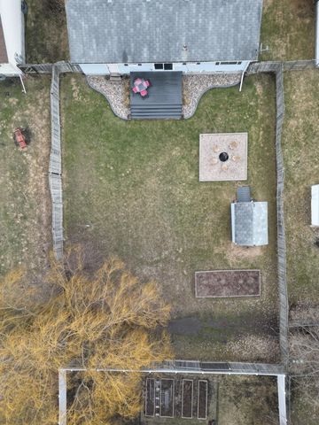 205 4TH Street E, Horace, ND 58047