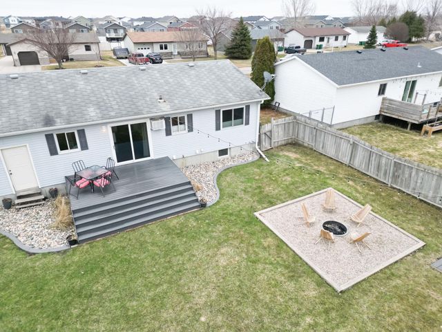 205 4TH Street E, Horace, ND 58047