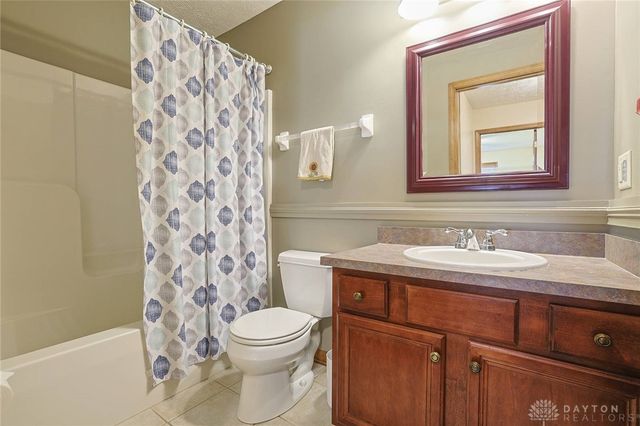 304 Chinkapin Circle, Englewood, OH 45315
