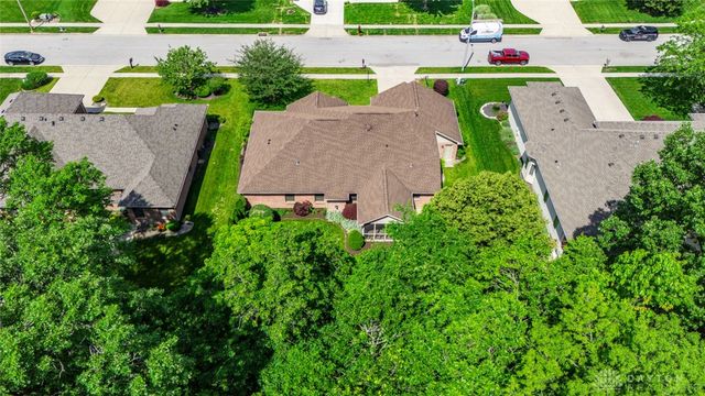 304 Chinkapin Circle, Englewood, OH 45315