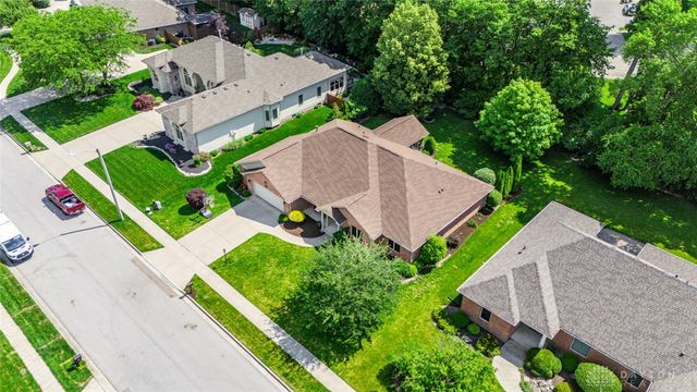 304 Chinkapin Circle, Englewood, OH 45315