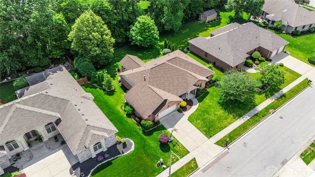 304 Chinkapin Circle, Englewood, OH 45315