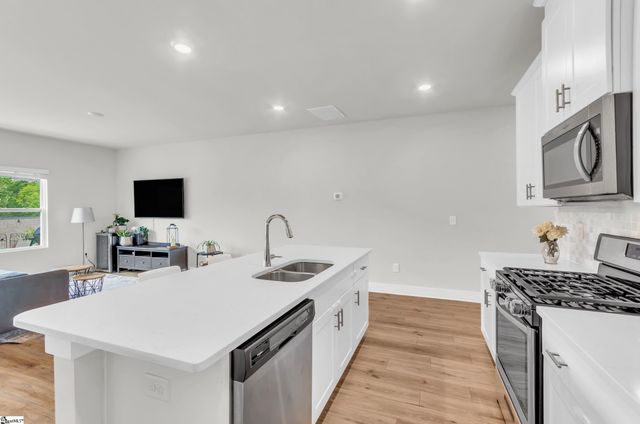 19 Centimeters Drive, Mauldin, SC 29662