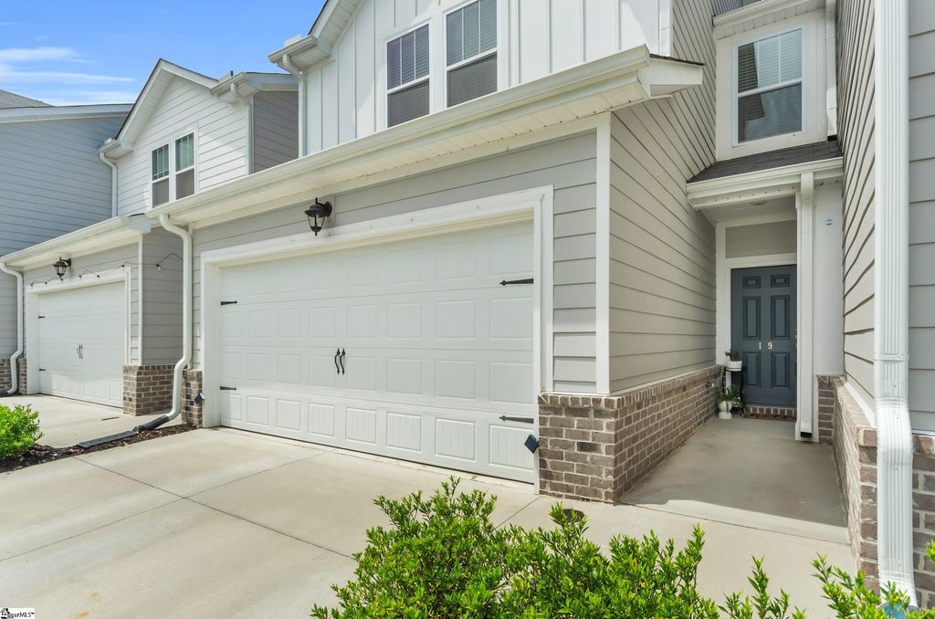 19 Centimeters Drive, Mauldin, SC 29662