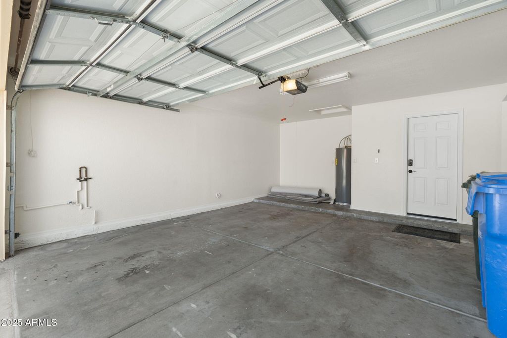 Image 22 of property listing at 16618 S 32ND Place, Phoenix, AZ 85048