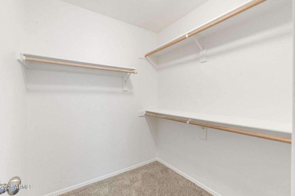 Image 26 of property listing at 16618 S 32ND Place, Phoenix, AZ 85048
