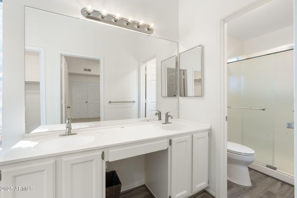 Image 28 of property listing at 16618 S 32ND Place, Phoenix, AZ 85048
