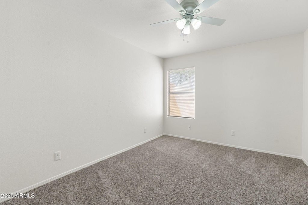 Image 34 of property listing at 16618 S 32ND Place, Phoenix, AZ 85048