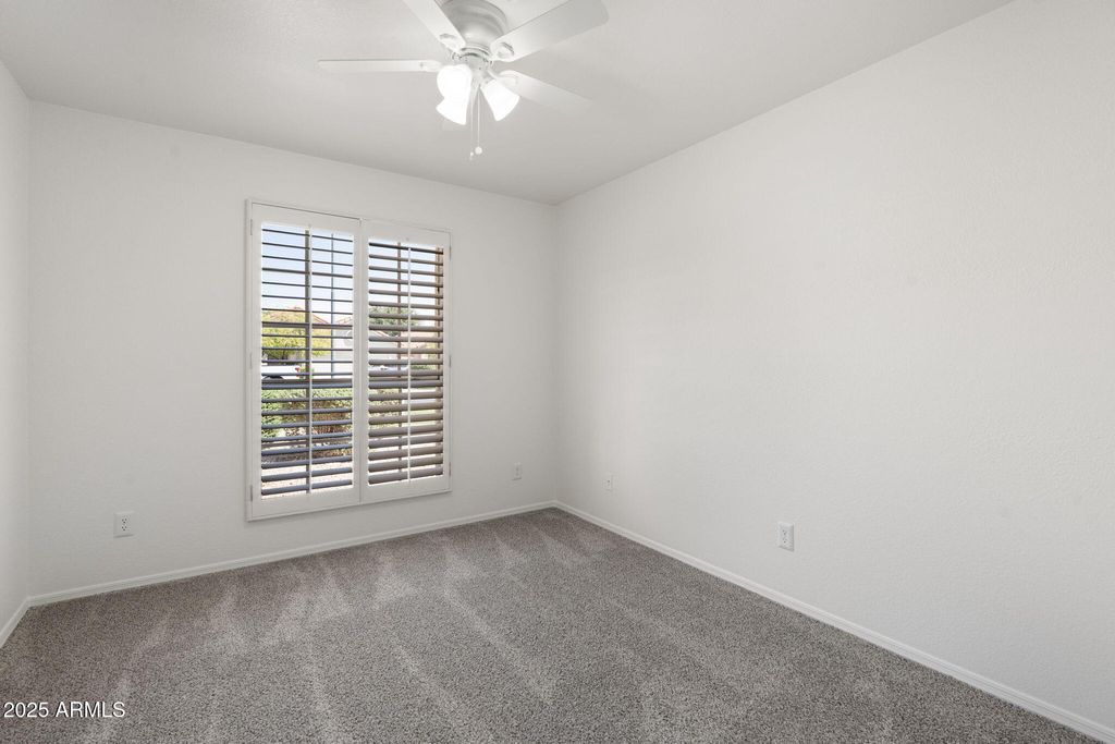 Image 35 of property listing at 16618 S 32ND Place, Phoenix, AZ 85048