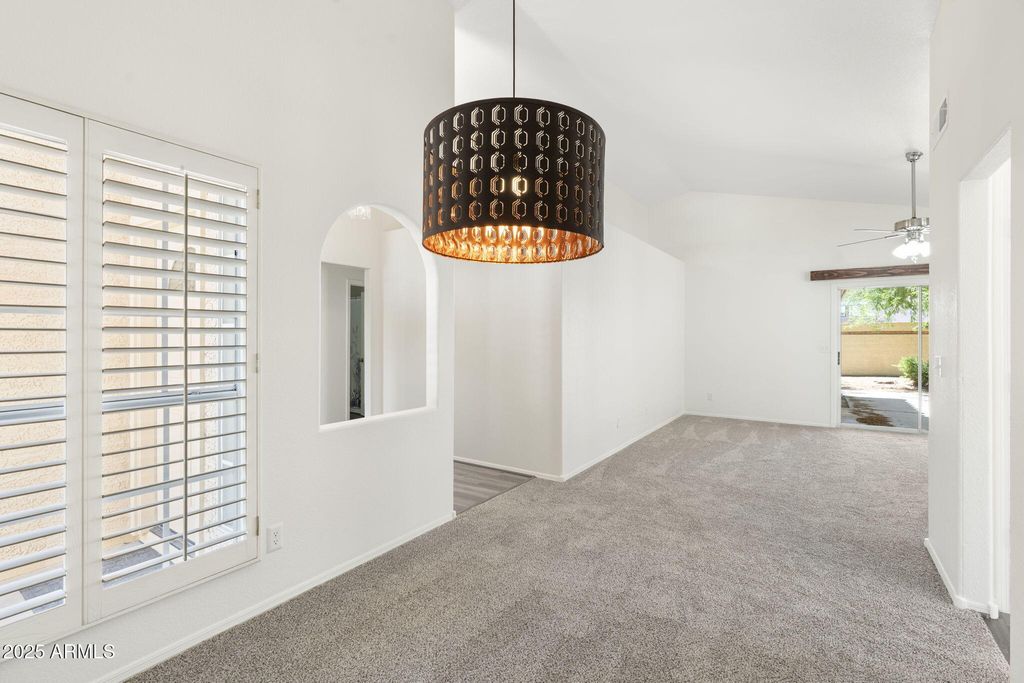Image 40 of property listing at 16618 S 32ND Place, Phoenix, AZ 85048
