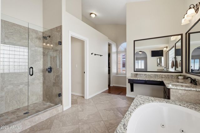 1133 N Peppertree Drive, Gilbert, AZ 85234