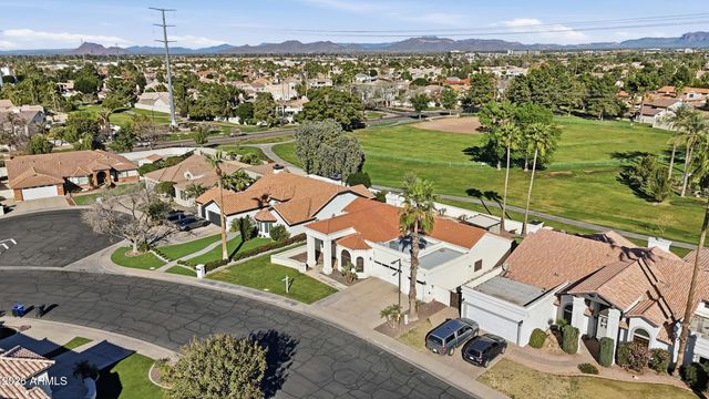 1133 N Peppertree Drive, Gilbert, AZ 85234