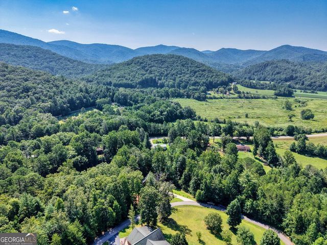 206 Gladson Lane, Blairsville, GA 30512