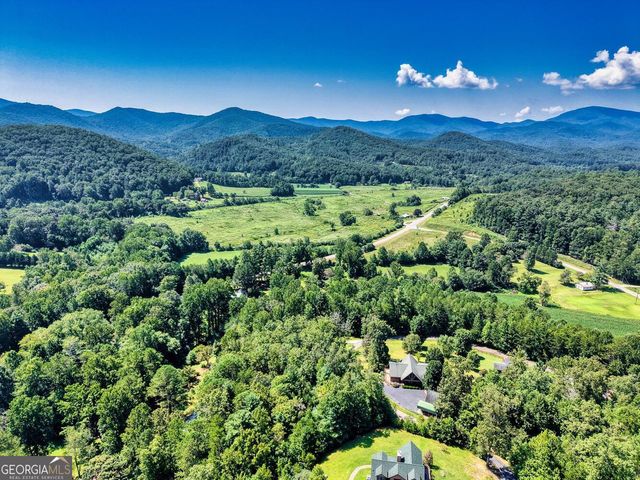 206 Gladson Lane, Blairsville, GA 30512