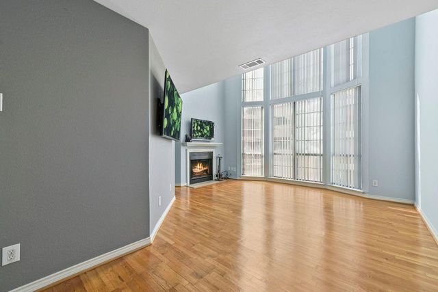 3100 Cole Avenue 211, Dallas, TX 75204