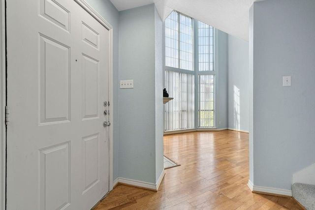 3100 Cole Avenue 211, Dallas, TX 75204