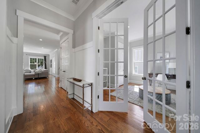 3015 Commonwealth Avenue, Charlotte, NC 28205