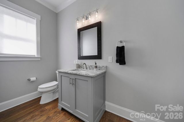 3015 Commonwealth Avenue, Charlotte, NC 28205