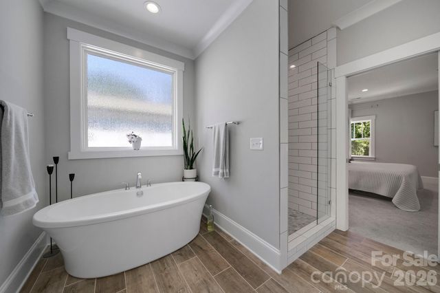 3015 Commonwealth Avenue, Charlotte, NC 28205