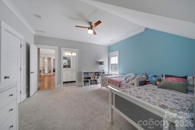 3015 Commonwealth Avenue, Charlotte, NC 28205