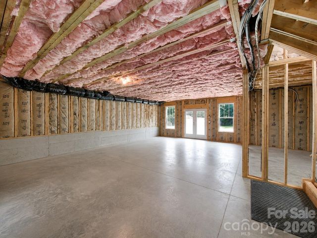 3015 Commonwealth Avenue, Charlotte, NC 28205