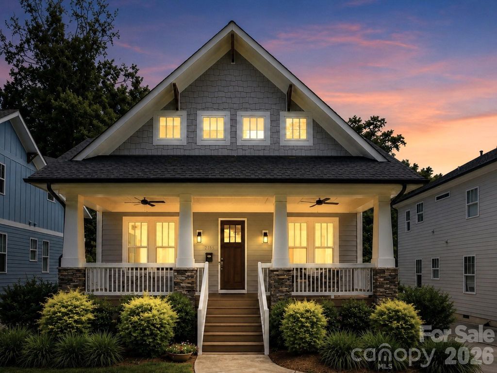 3015 Commonwealth Avenue, Charlotte, NC 28205