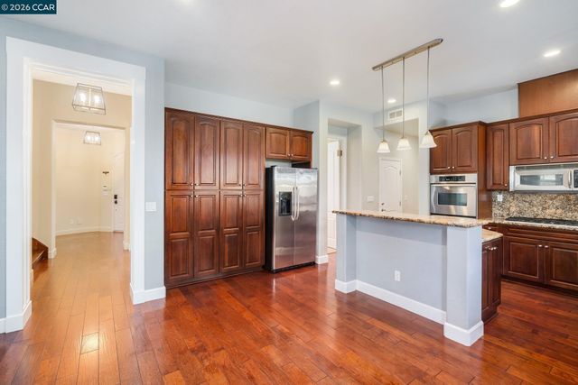 1206 Sierra Trail Rd, Oakley, CA 94561