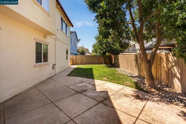 1206 Sierra Trail Rd, Oakley, CA 94561
