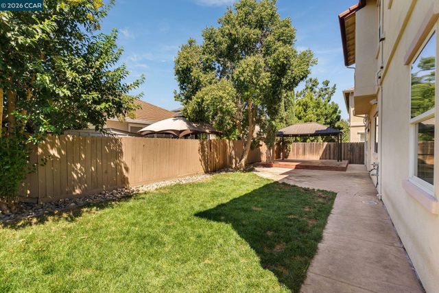1206 Sierra Trail Rd, Oakley, CA 94561