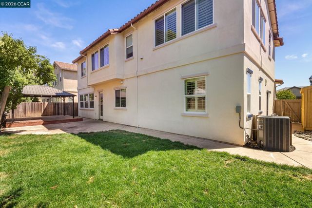 1206 Sierra Trail Rd, Oakley, CA 94561