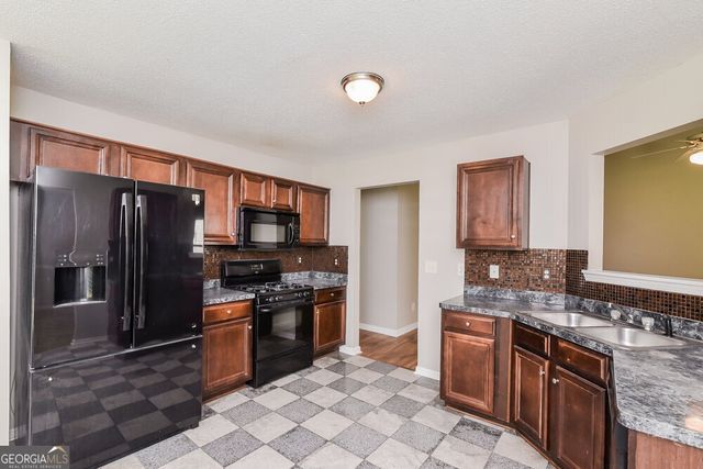 5115 Bridle Point Parkway, Snellville, GA 30039