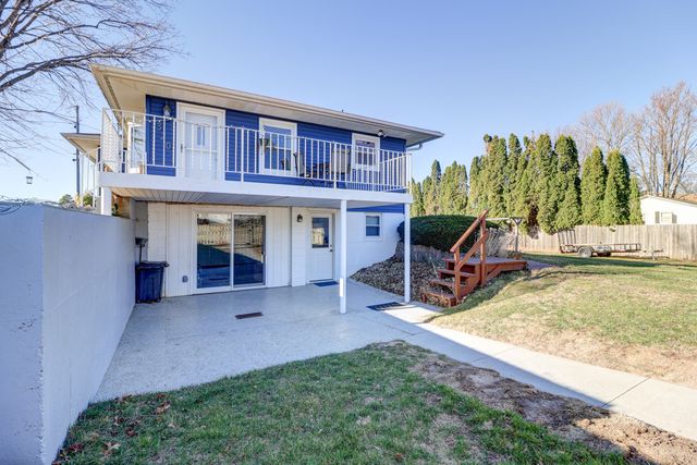 320 10th Street, Fulton, IL 61252