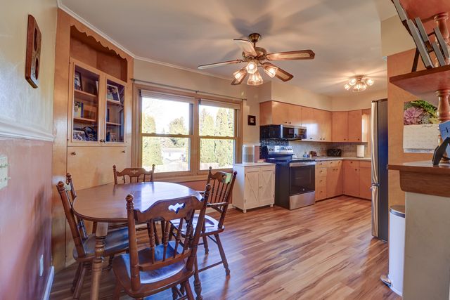 320 10th Street, Fulton, IL 61252