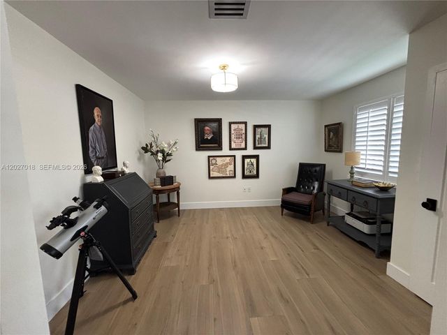 4730 SW 89th Ave, Miami, FL 33165