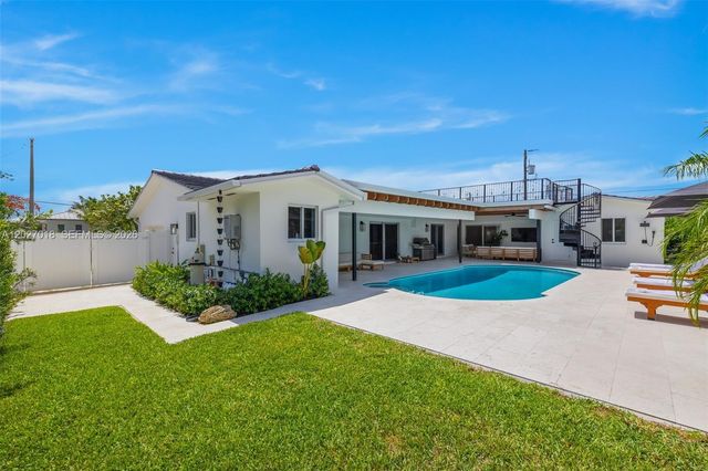 4730 SW 89th Ave, Miami, FL 33165