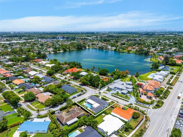 4730 SW 89th Ave, Miami, FL 33165