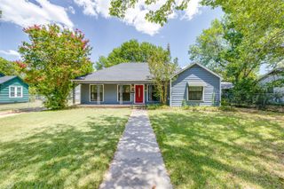 710 Clements Street S, Gainesville, TX 76240