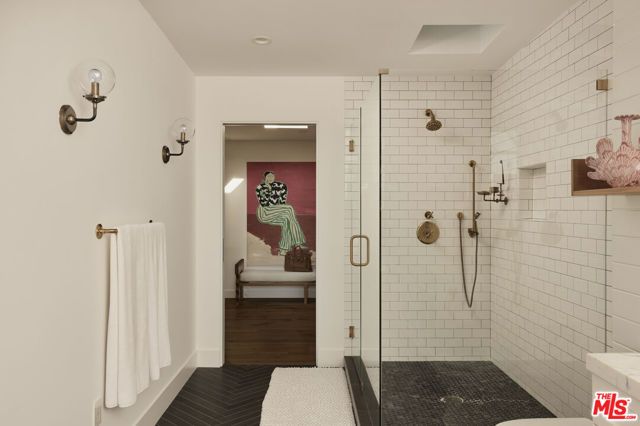 2039 N Gramercy Place, Los Angeles, CA 90068