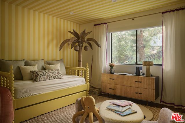 2039 N Gramercy Place, Los Angeles, CA 90068