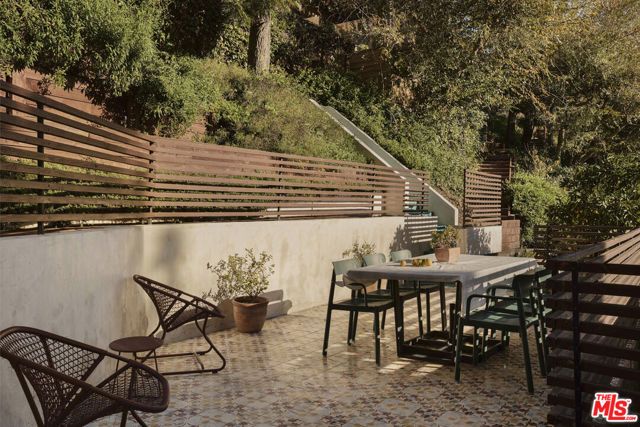 2039 N Gramercy Place, Los Angeles, CA 90068