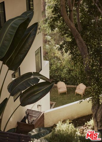 2039 N Gramercy Place, Los Angeles, CA 90068