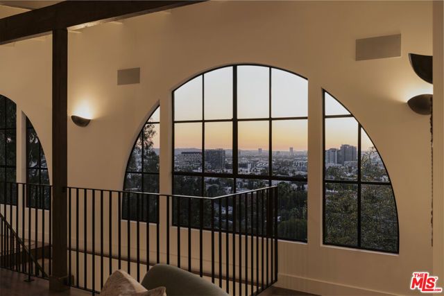 2039 N Gramercy Place, Los Angeles, CA 90068