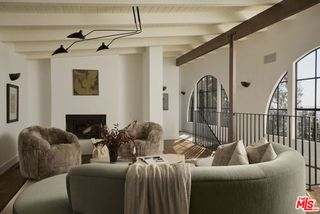 2039 N Gramercy Place, Los Angeles, CA 90068