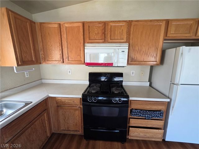 5937 High Steed Street 101, Henderson, NV 89011