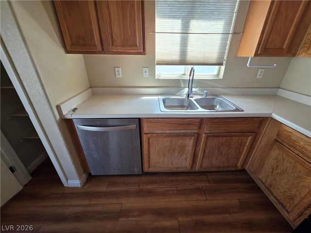 5937 High Steed Street 101, Henderson, NV 89011