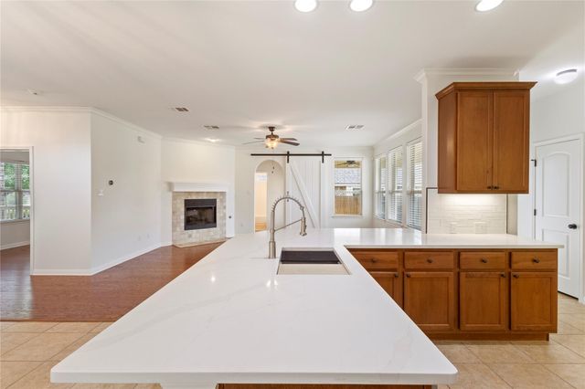 422 Village Commons BLVD, Georgetown, TX 78633
